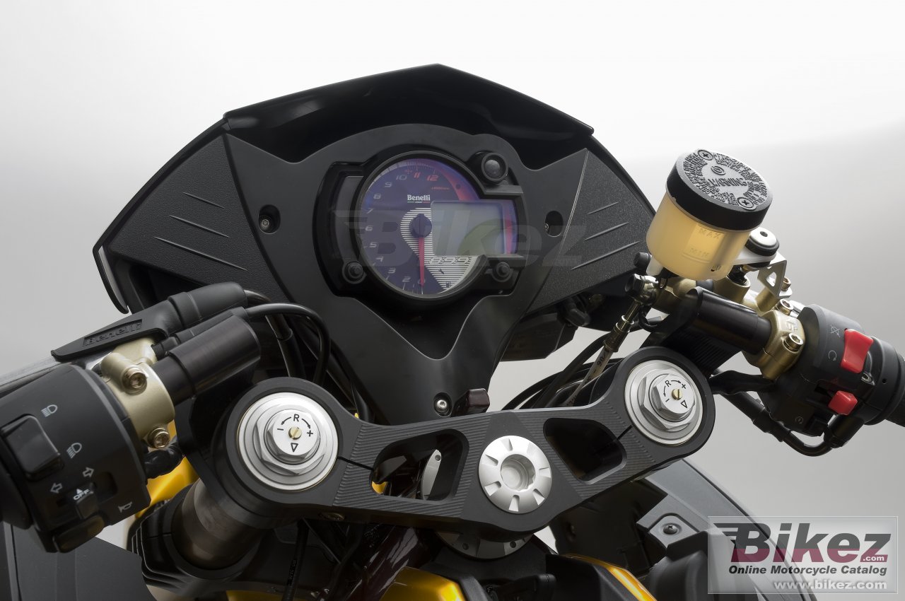 Big Benelli tnt 899 cafe racer picture and wallpaper from Bikez.com